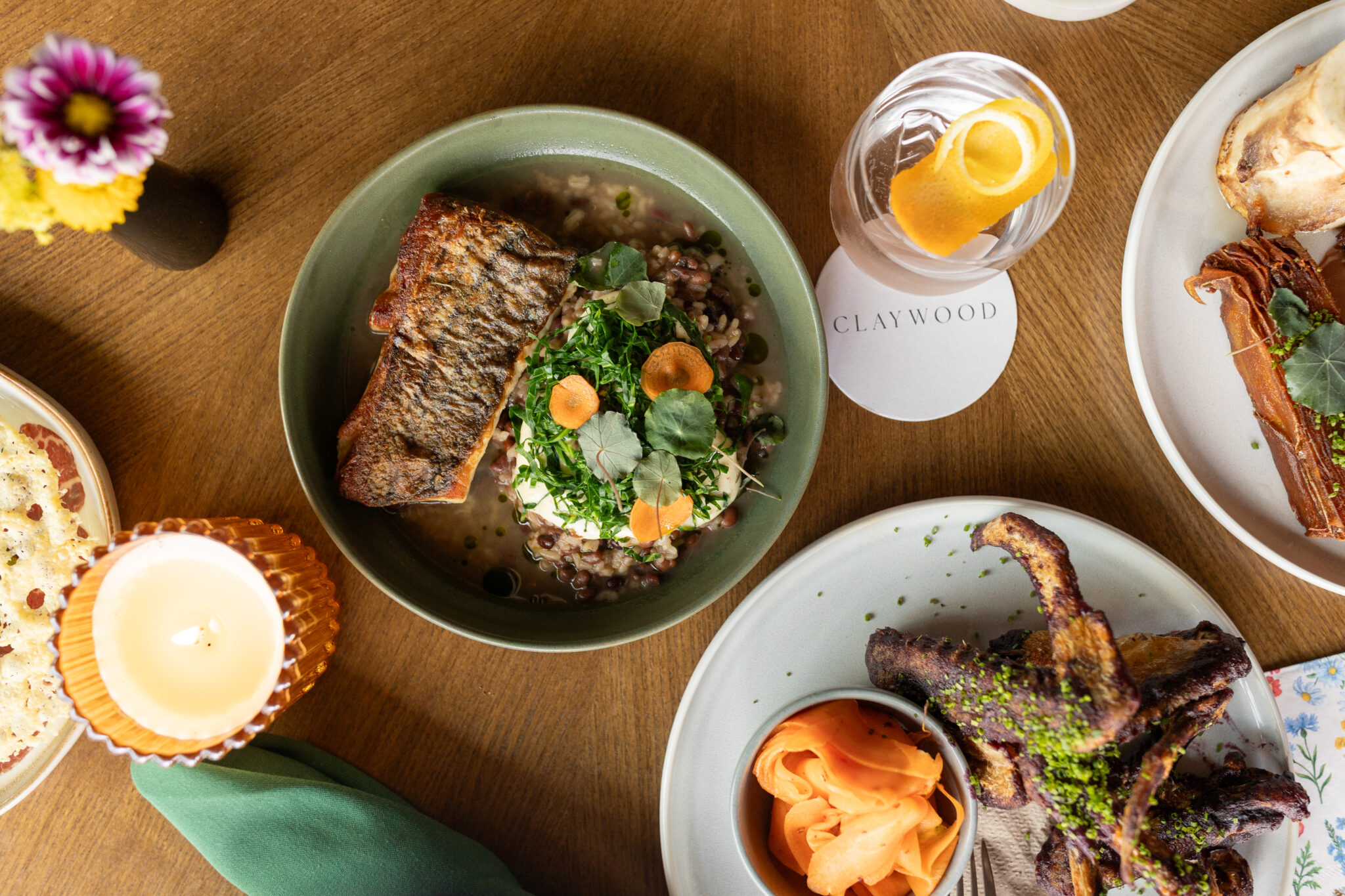 Best restaurants in Hendersonville, NC featuring seasonal brunch and dinner with farm-to-table dishes, buttermilk waffles, eggs, salads, steaks, pastas, burgers and craft cocktails.