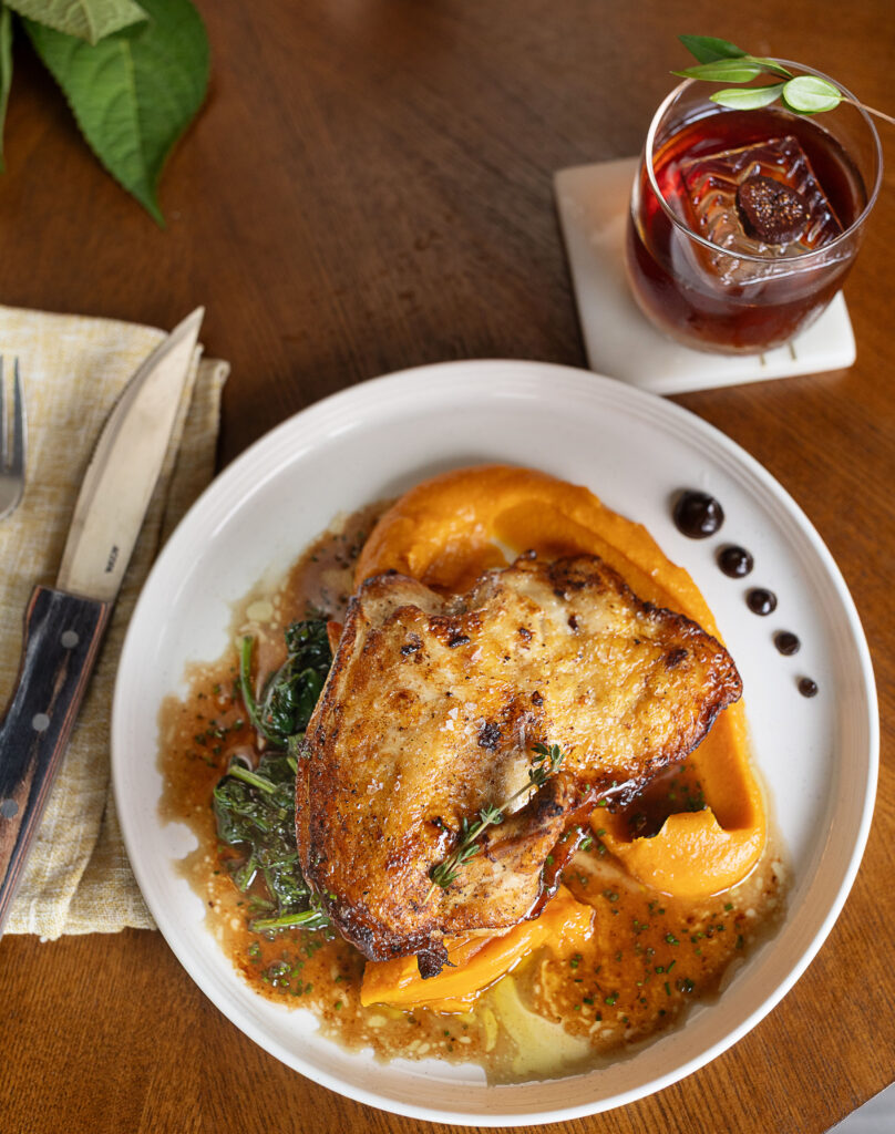 Best restaurants in Hendersonville, NC featuring dinner with farm-to-table dishes, salads, steaks, pastas, burgers and craft cocktails.