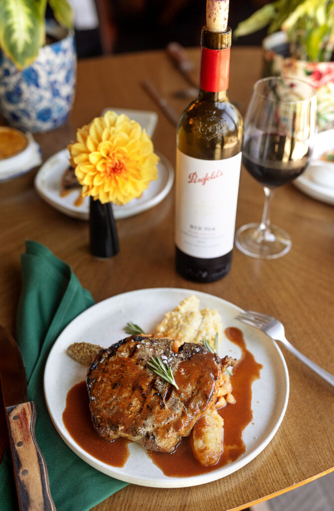 Best restaurants in Hendersonville, NC featuring dinner with farm-to-table dishes, salads, steaks, pastas, burgers and craft cocktails.